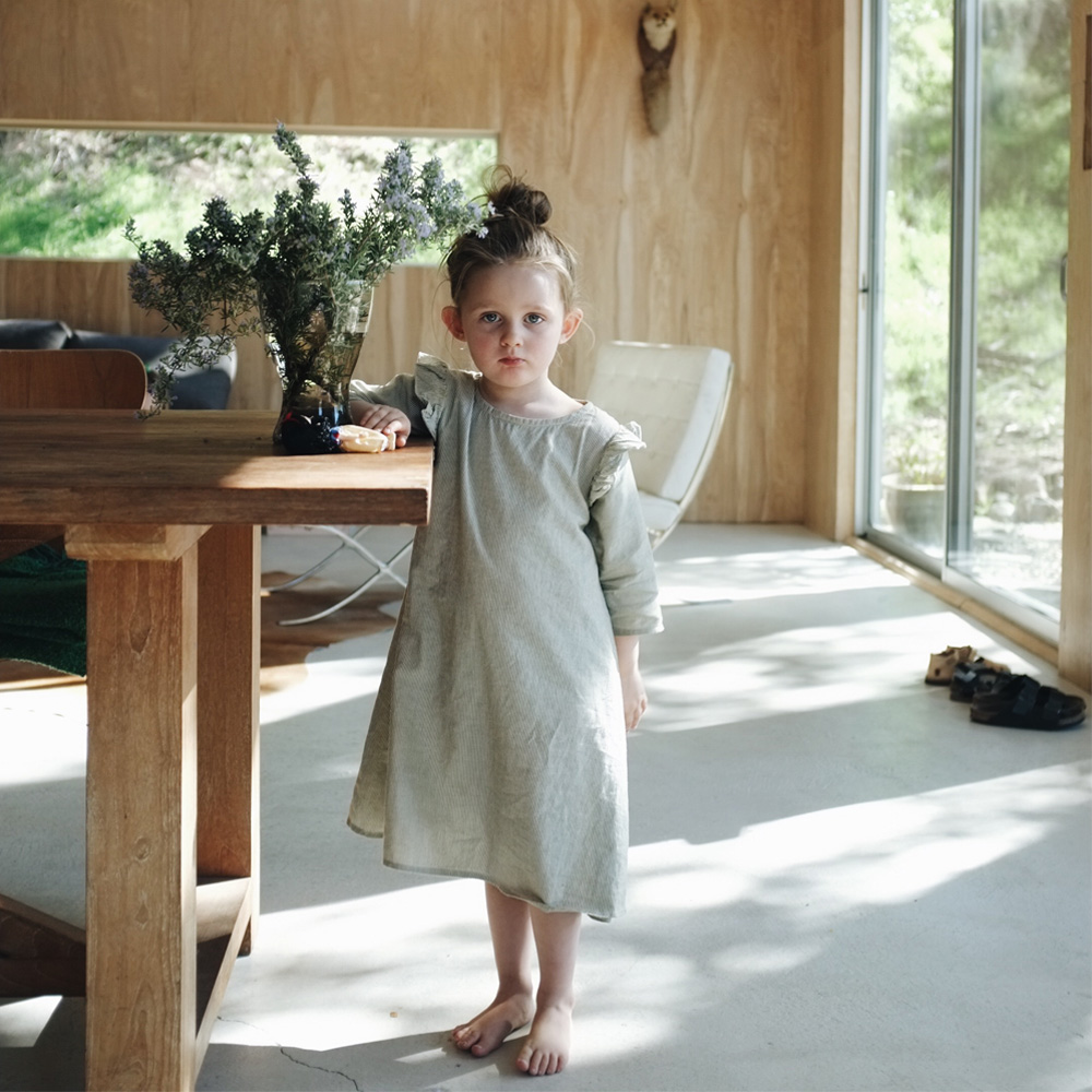 L_Angeles_Topanga_house_little_kin_journal_1