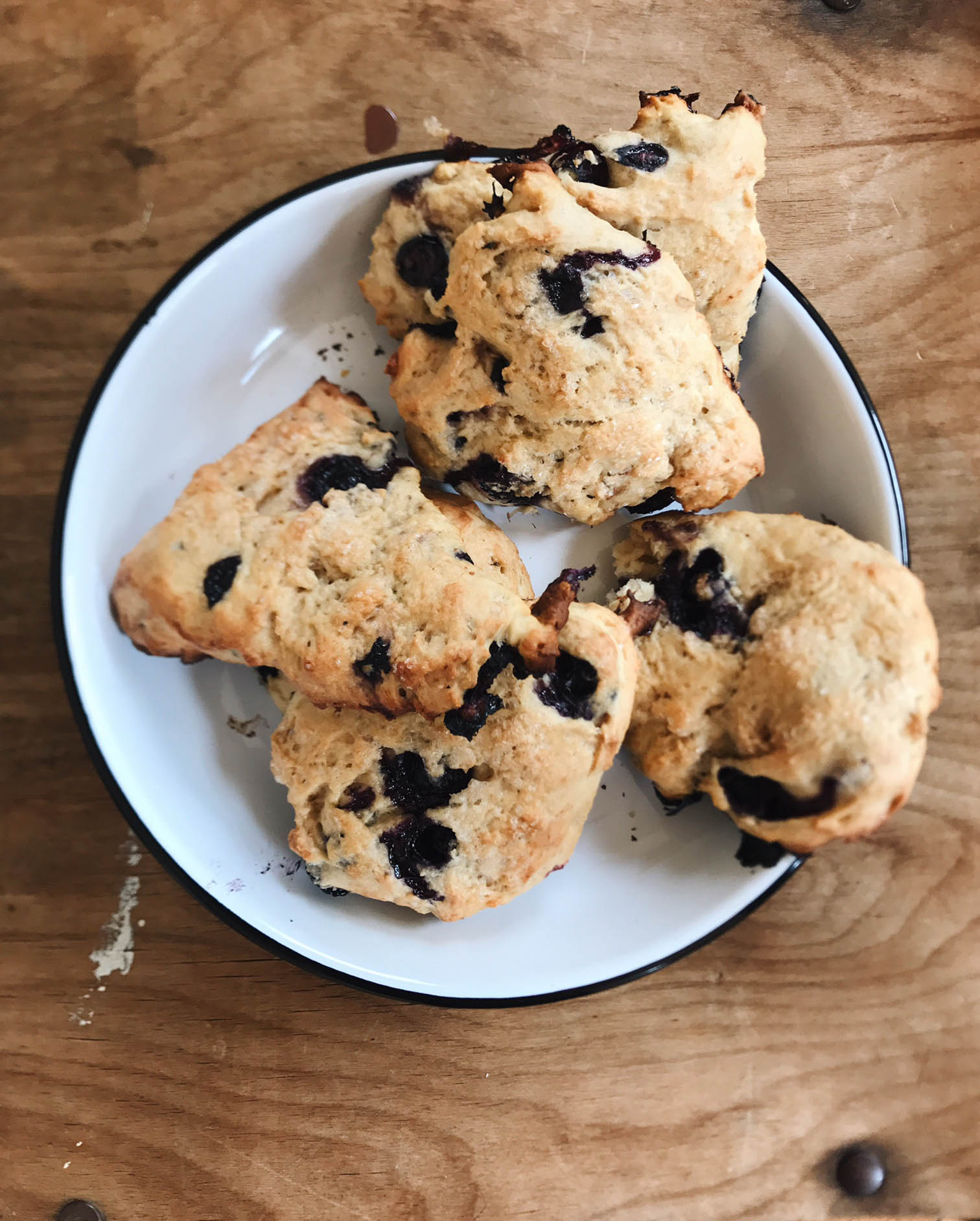 eat_read_wear_play_make_blueberry_scones_little_kin_journal